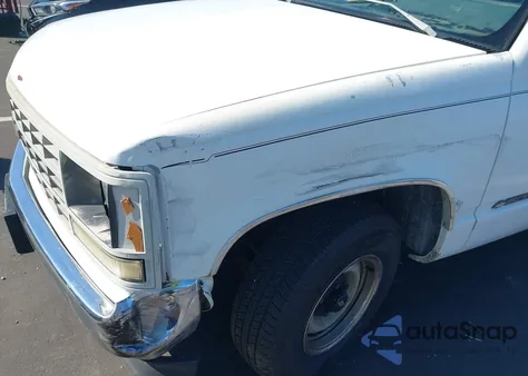 1992 Chevrolet Gmt-400 C1500 z USA, uszkodzony, nr VIN 1GCEC14H0NE197331